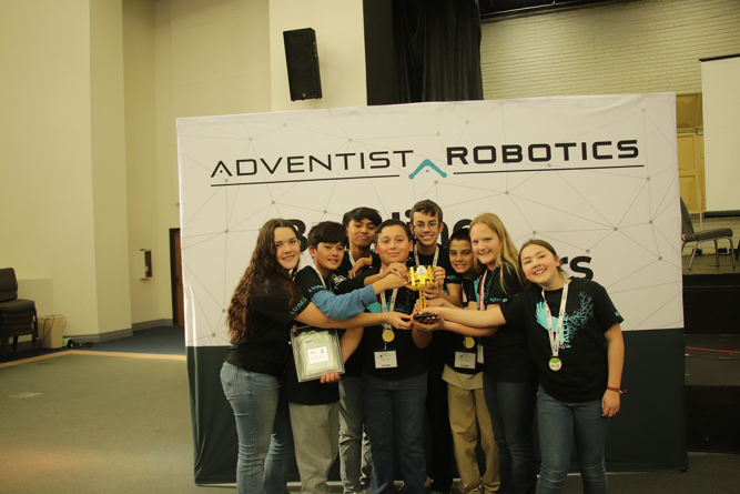Linda Vista Adventist Elementary School Electro Falcons gather for a photo after winning the grand prize Champion’s Award. This team was among the three teams to advance to the finals.