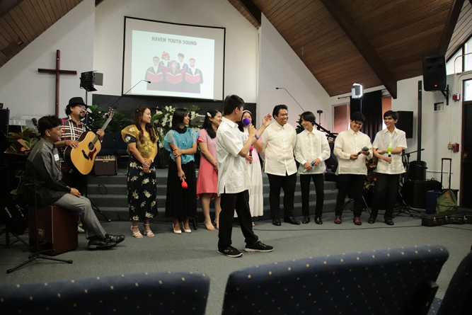 Haven Youth Sound, a youth praise team, provides special music.